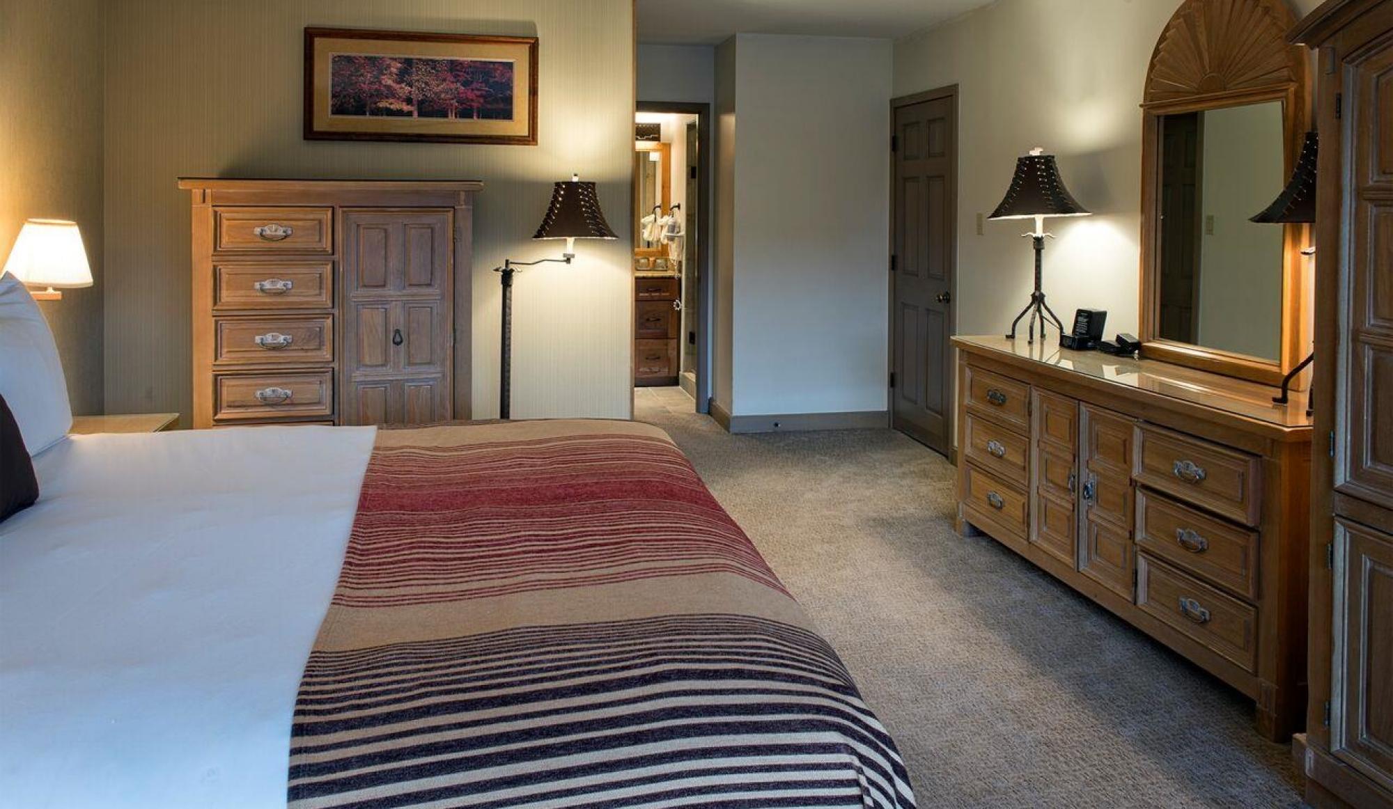Alpenglow Executive Suite in Breckenridge Master Bedroom with On Suite Bathroom
